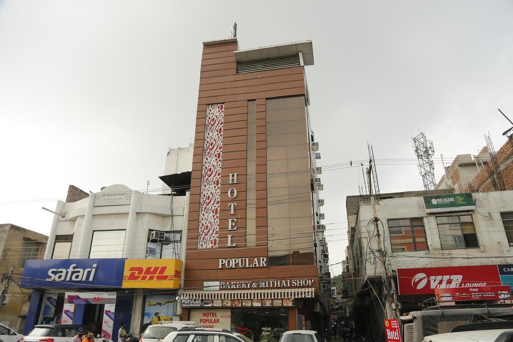 Hotel Popular アムリトサル エクステリア 写真